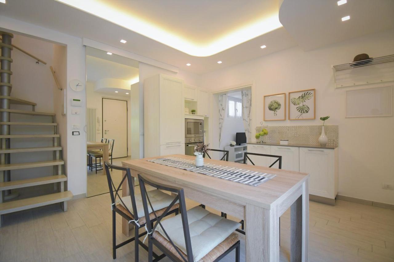 Christina'S Home Desenzano del Garda Exterior foto